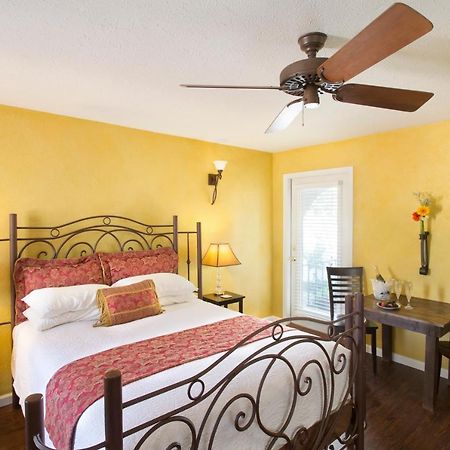 Lakehouse Bed And Breakfast Canyon Lake Εξωτερικό φωτογραφία