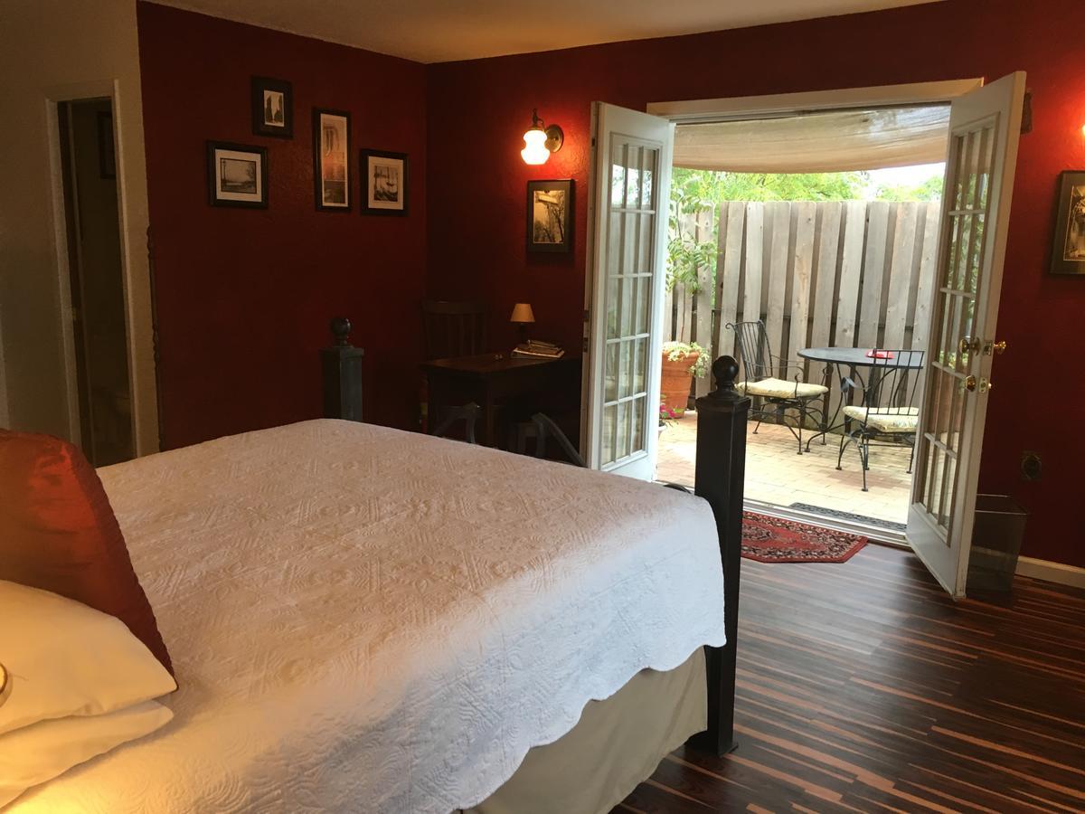 Lakehouse Bed And Breakfast Canyon Lake Εξωτερικό φωτογραφία